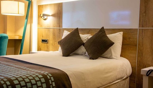 Standard Double Room, City View