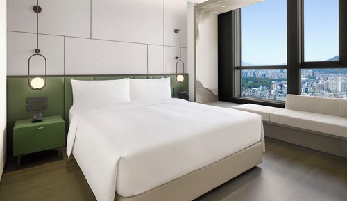 Junior Suite, 1 King Bed