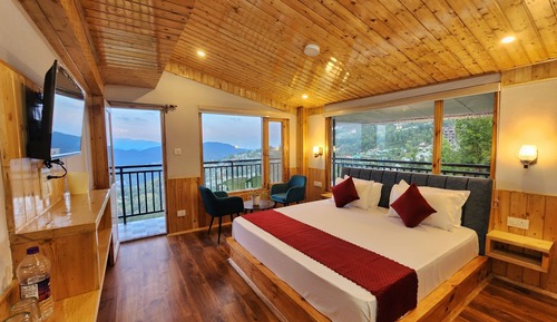Superior Room, Balcony, Mountain View