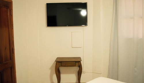 Economy Double Room, 1 Queen Bed