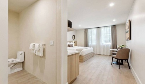 Executive Studio, 1 King Bed, Kitchenette