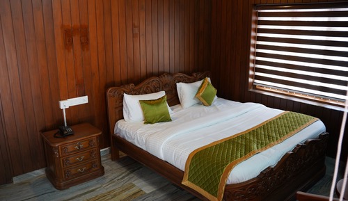 Classic Twin Room, Garden View