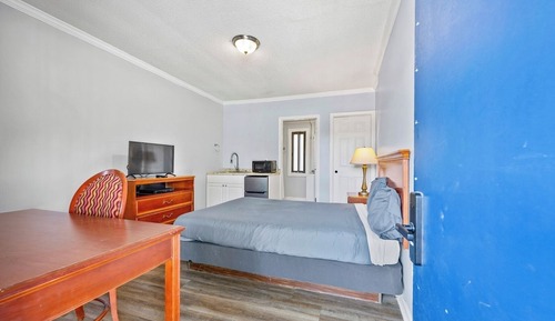 Apartment (1 Bedroom)