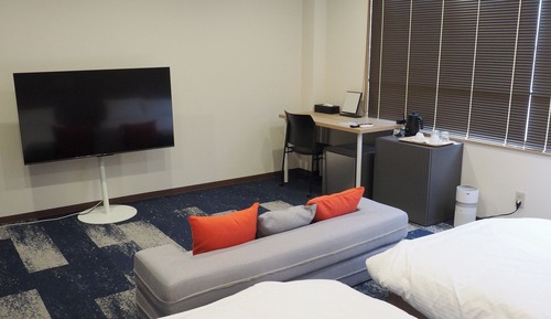Comfort Twin Room, City View