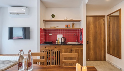 Premier Suite, City View