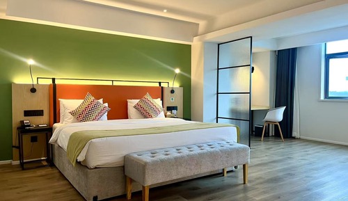 Comfort Single Room, Air conditioning, Hill View