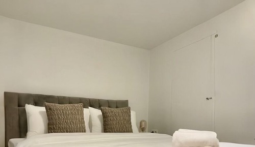 Junior Apartment