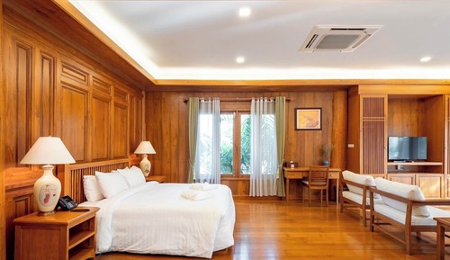 Vanasin Suite