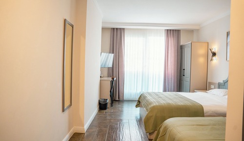 Standard Triple Room, Multiple Beds