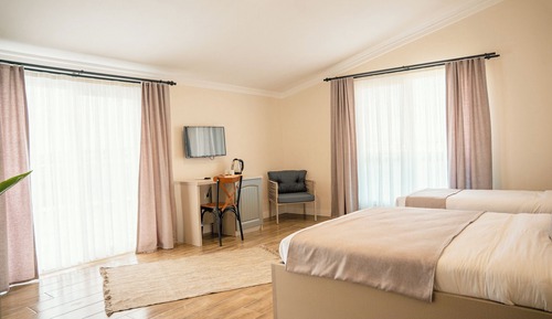 Deluxe Room, Multiple Beds, Terrace, Partial Sea View