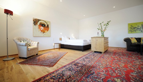 Suite, Balcony, Courtyard View