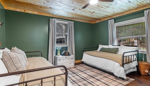 Moccasin Bend Cottage