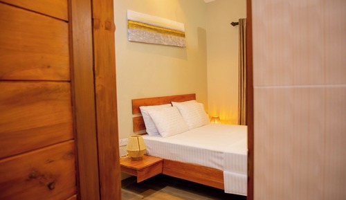 Standard Double Room, Balcony, Garden View