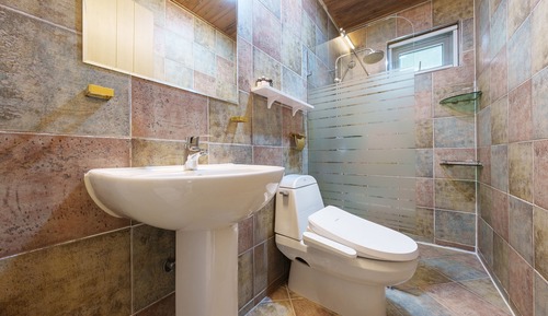 Basic Room, 2 Bedrooms (Unit 6 (Pet/Private Pool /BBQ))