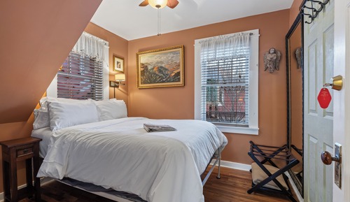 Basic Room, Mountain View