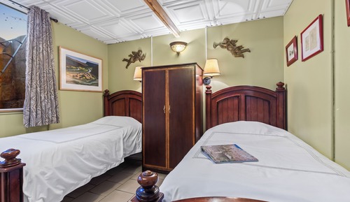 Economy Room, Garden View