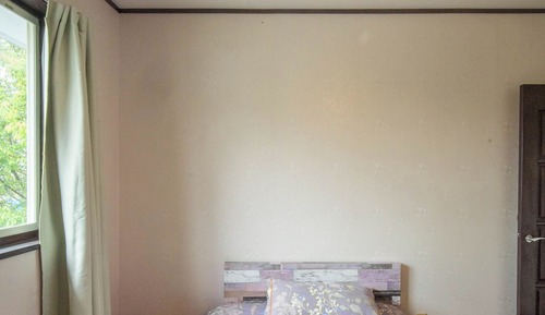 Basic Single Room, Hill View