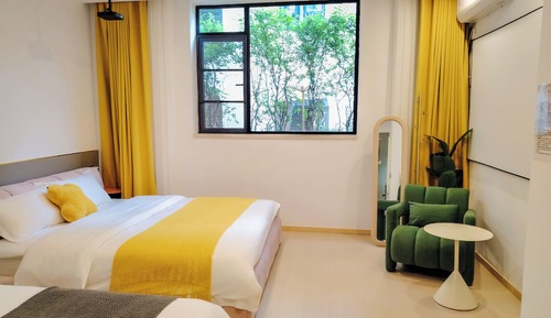 Family Twin Room