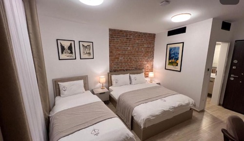 Comfort Triple Room, City View