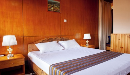 Luxury Suite, Mountain View