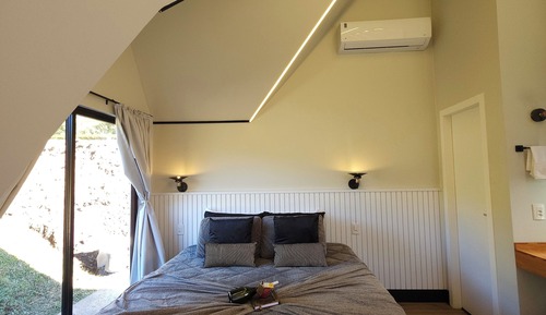 Deluxe Cabin, Mountain View