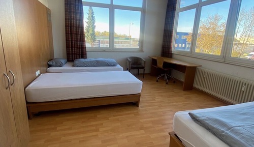 Basic Condo, 5 Bedrooms, Kitchen