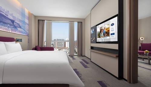 Executive Suite, City View