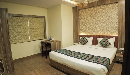 Executive Room, City View