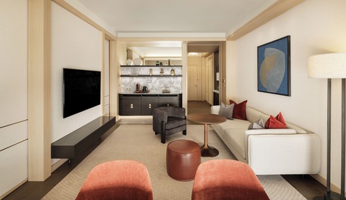 FAIRMONT GOLD SIGNATURE SUITE King Lounge access