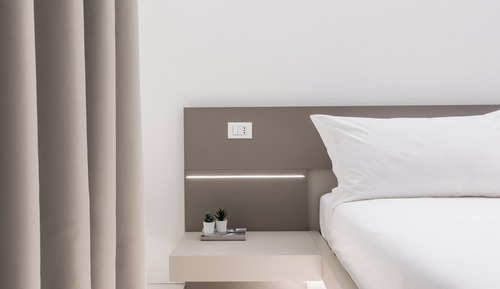 Luxury Room, 1 King Bed, Private Bathroom, City View