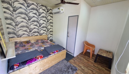 Deluxe Room, Balcony, Hill View