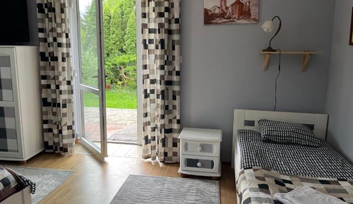 Studio, Garden View