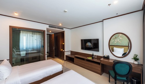 Deluxe Double or Twin Room, City View