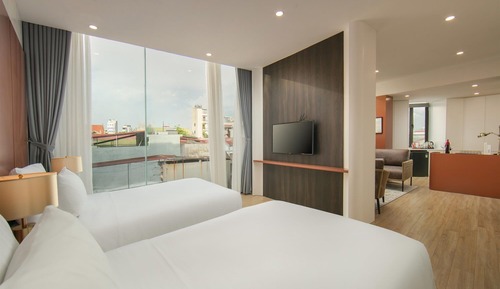 Suite Double or Twin Room, Living Room