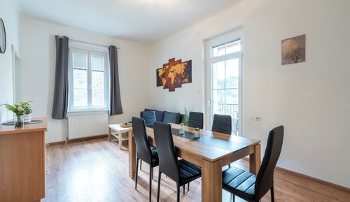 Superior Apartment, 2 Bedrooms, Balcony, Mountain View