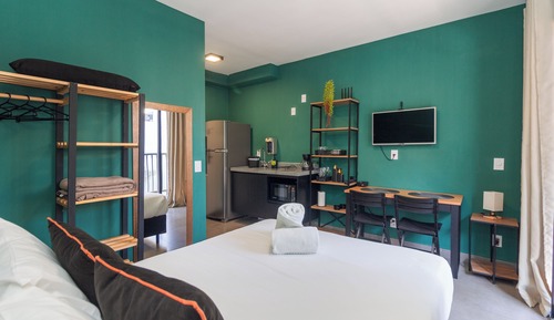 Standard Studio (594476)