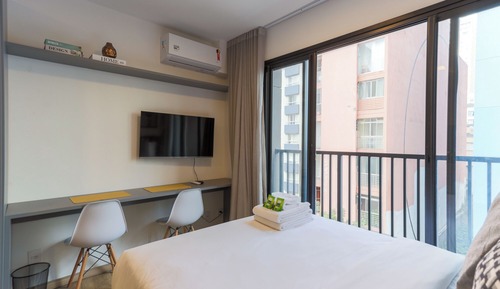 Standard Studio (572549)