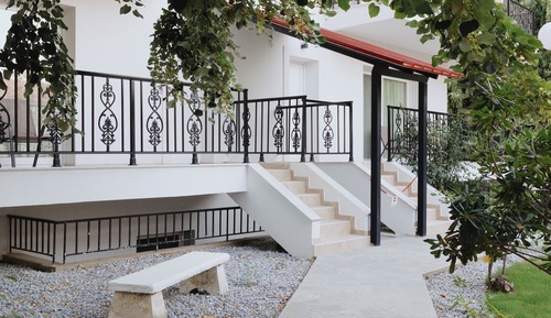 Standard Double Room, Balcony, Garden View
