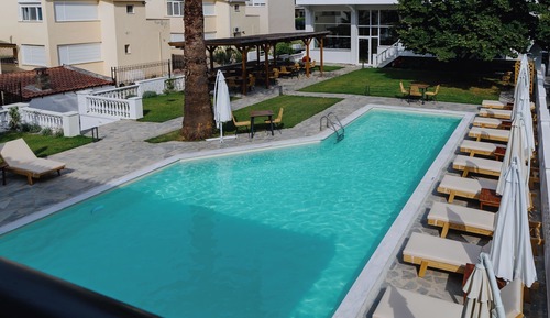 Standard Suite, Balcony, Pool View