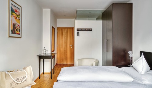 Basic Room, Mountain View