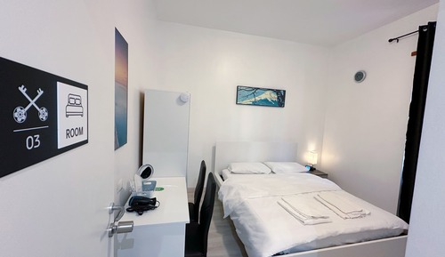 Basic Double Room, Shared Bathroom