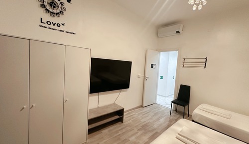 Basic Triple Room, Shared Bathroom