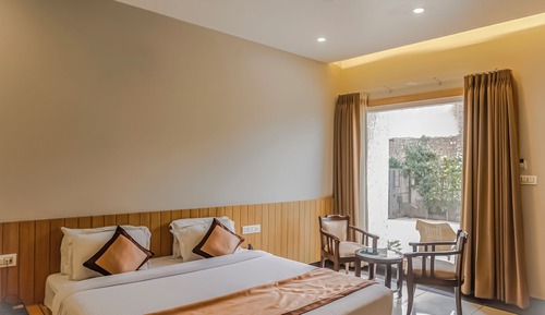 Studio, 1 King Bed, Kitchenette
