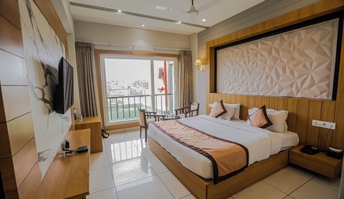Deluxe Room, Balcony
