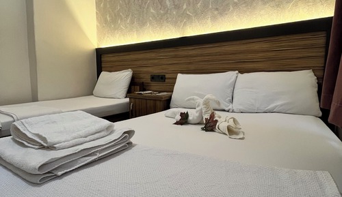 Standard Twin Room, City View