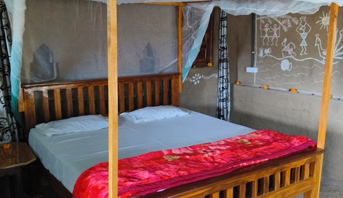 Luxury Single Room, River View