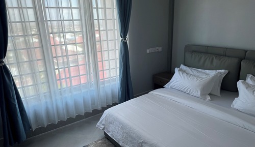 Comfort Apartment, City View