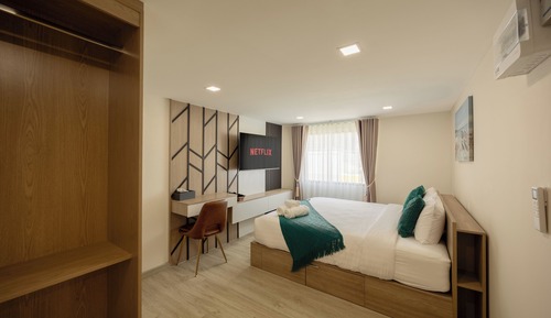 Exclusive Room, City View