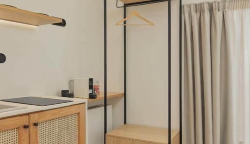 Deluxe Double Room (11)