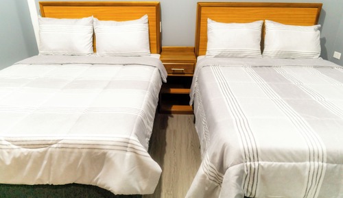 Deluxe Suite, Multiple Beds, Kitchenette, City View